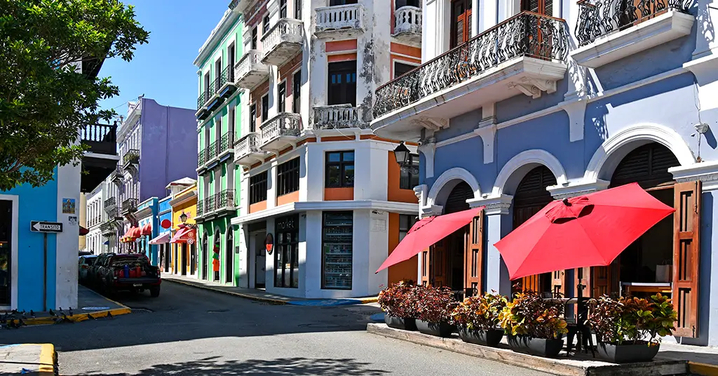 colonial buildings in puerto rico